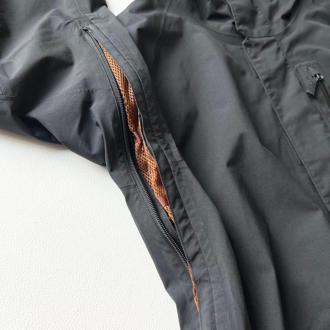 3309 バートン　ジャケット ゴアテックス スノボウェア メンズ 無地 黒