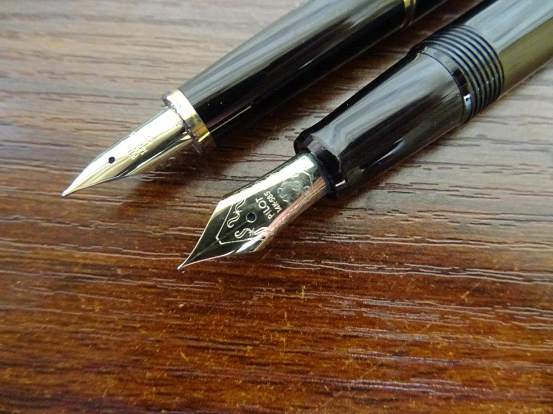 し*ん様 東004 PILOT 万年筆 2本 セット ペン先 14K-585