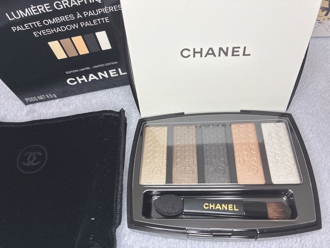 CHANEL LUMIÈRE GRAPHIQUE アイシャドウパレット