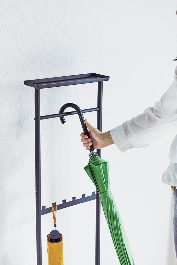 ☆12本収納可！傘ハンガー＋小物トレー付 マットブラック