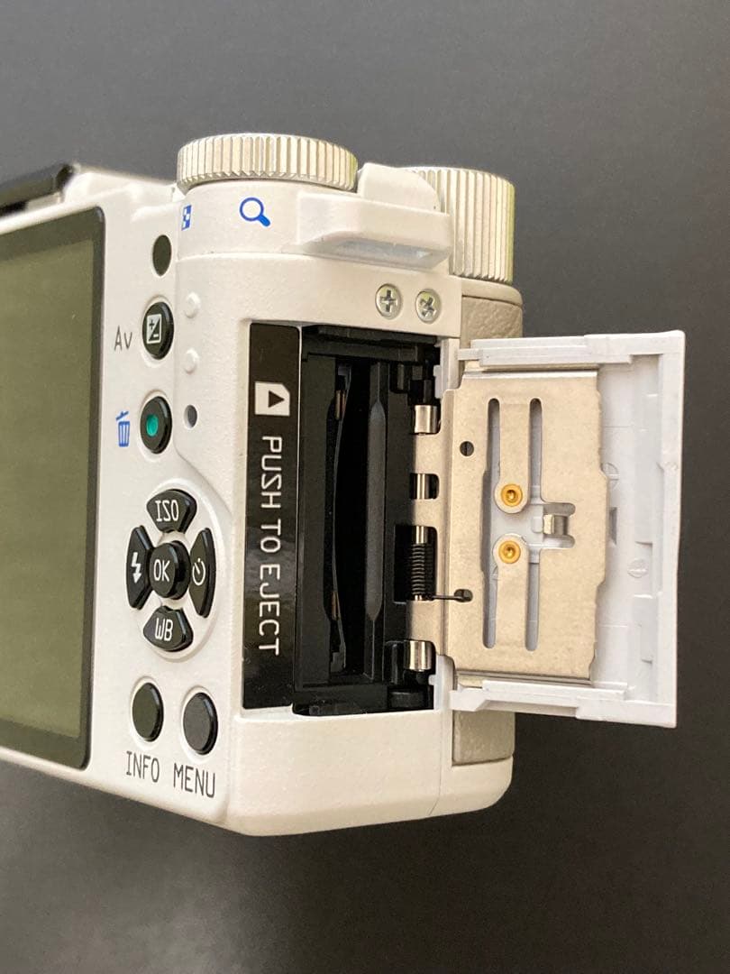 PENTAX ペンタックス　ミラーレス一眼Q ホワイト　01レンズセット