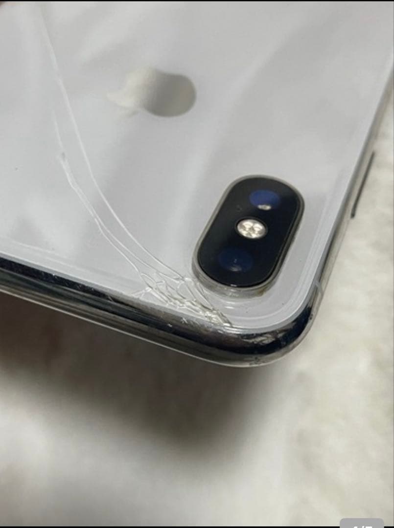 Apple iPhone X 256GB本体　ホワイト　値下げしました。