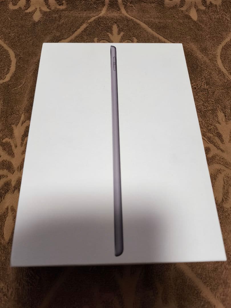 Apple iPad 第8世代 32GB スペースグレー Cellular