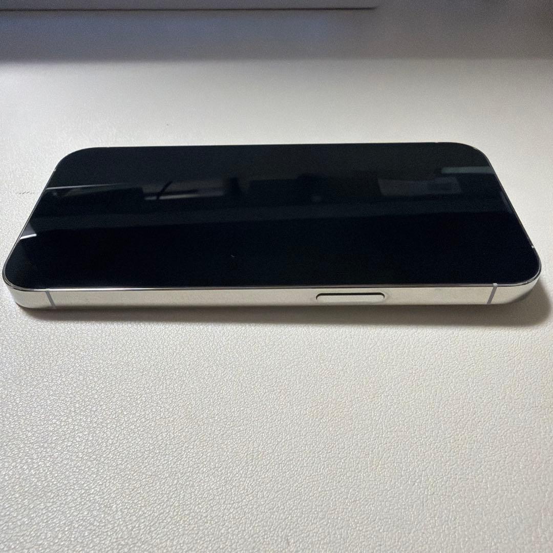 カ*ン様 Apple iPhone 13 Pro シルバー　256gb
