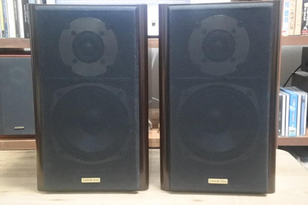 値引き　美品　ONKYO　D-200Ⅱリバープール　　オンキョースピーカーペア