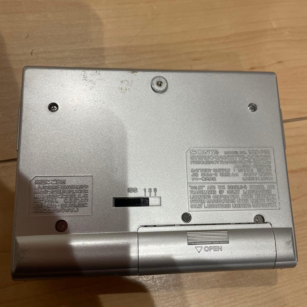 SONY WM-F65 FM/AM ステレオカセットウォークマン　ジャンク