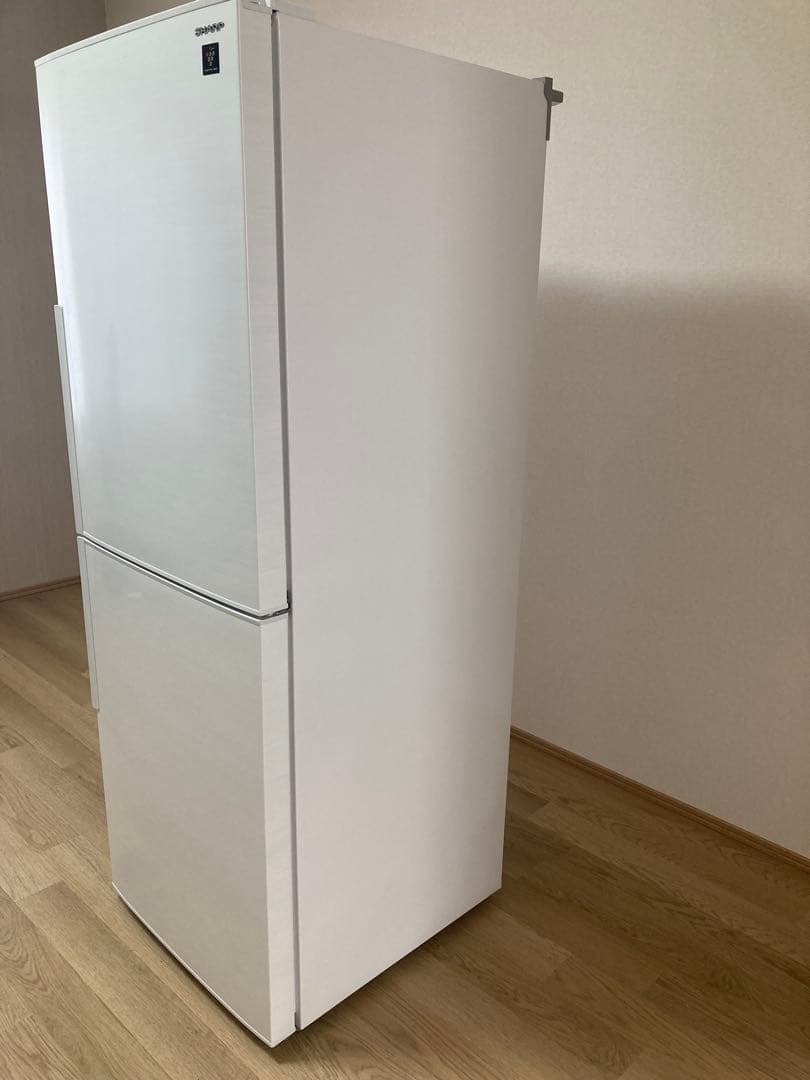 SHARP製 冷蔵庫 (280L 右開き ホワイト) 【一人暮らし 二人暮らし】