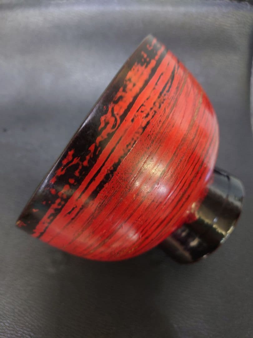 角偉三郎作　外根来塗合鹿椀