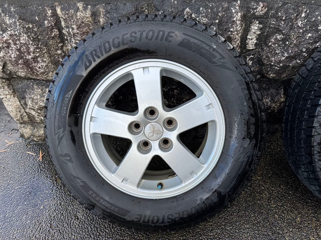 デリカ純正アルミ16インチ➕ブリヂストン ブリザック　スタッドレスタイヤ　セット