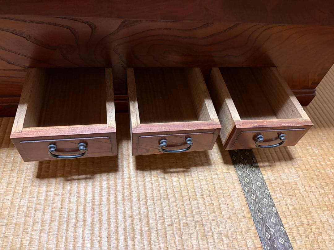 【未使用品】高級囲炉裏テーブル　古民家家具　工芸品　箱火鉢　座卓　送料込