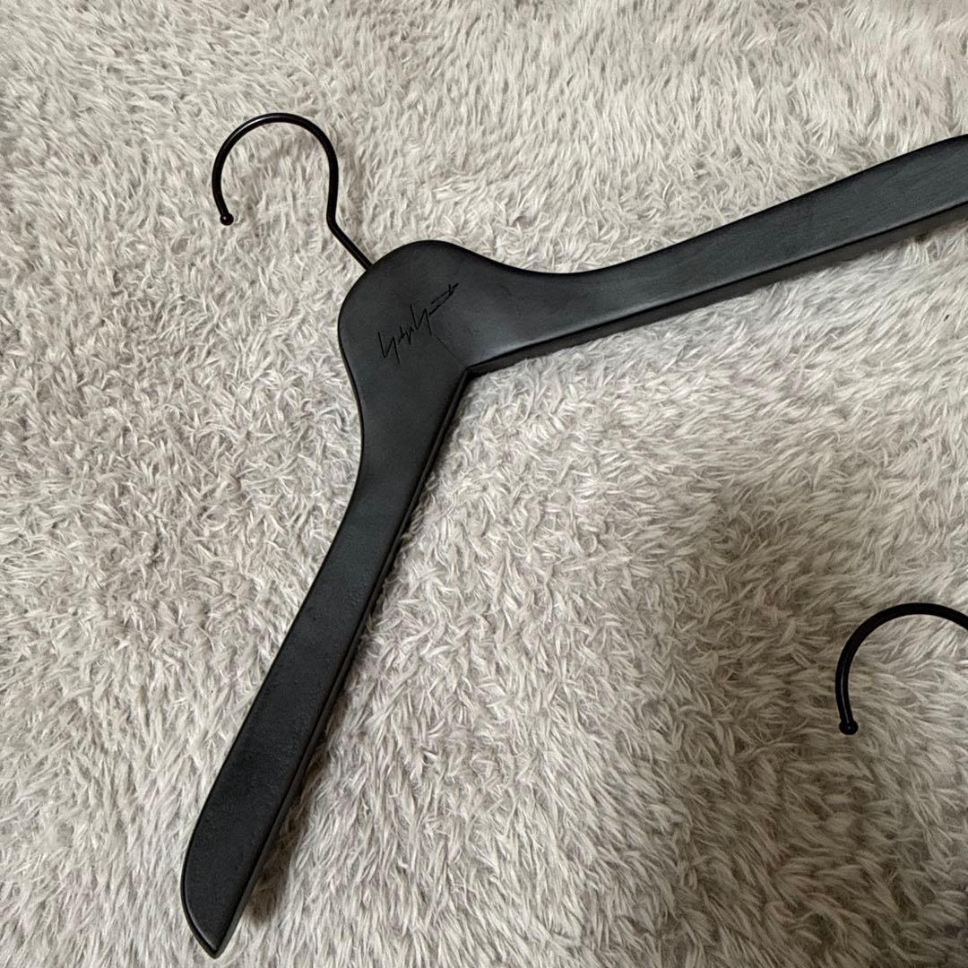 yohji yamamoto 木製ハンガー　2本セット