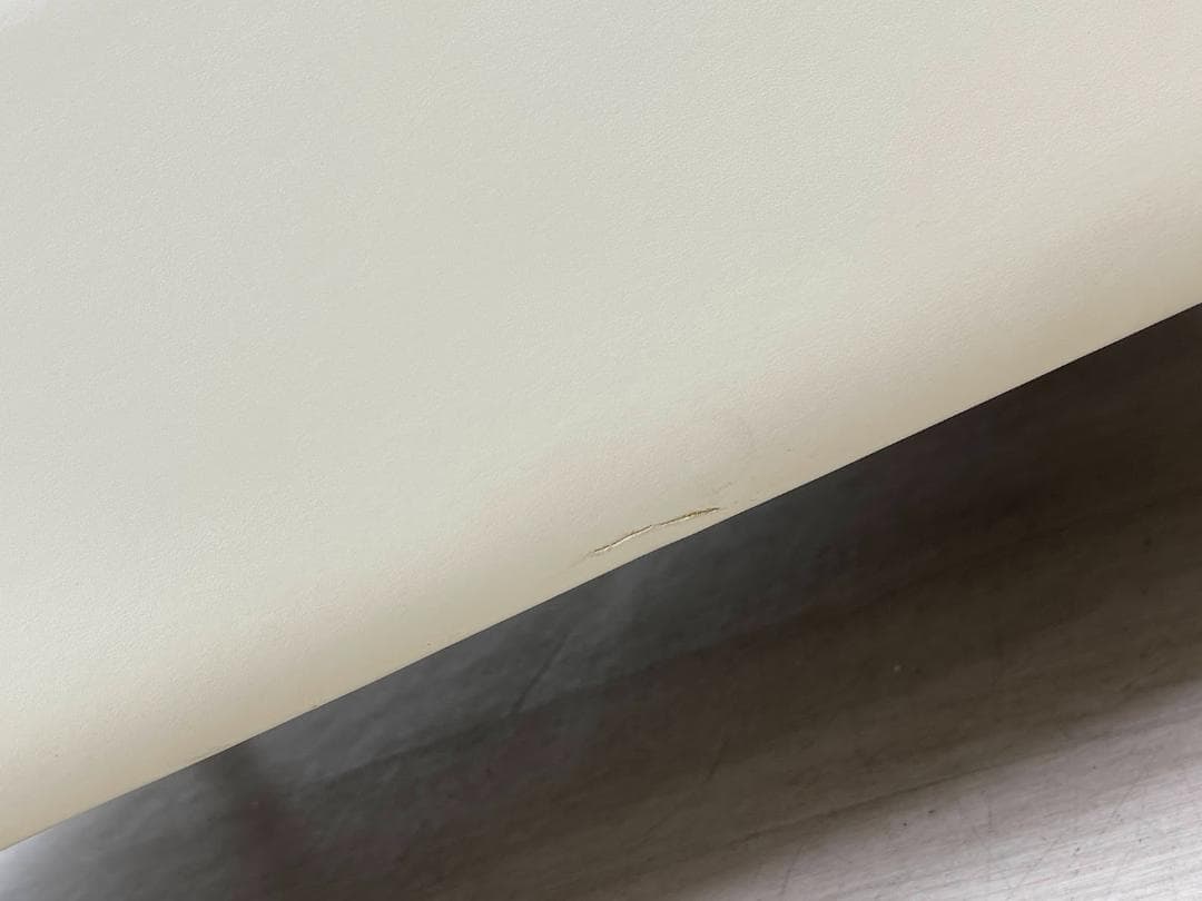 美品　リクライニングソファ ホワイト レザー 一人掛け 脚付き