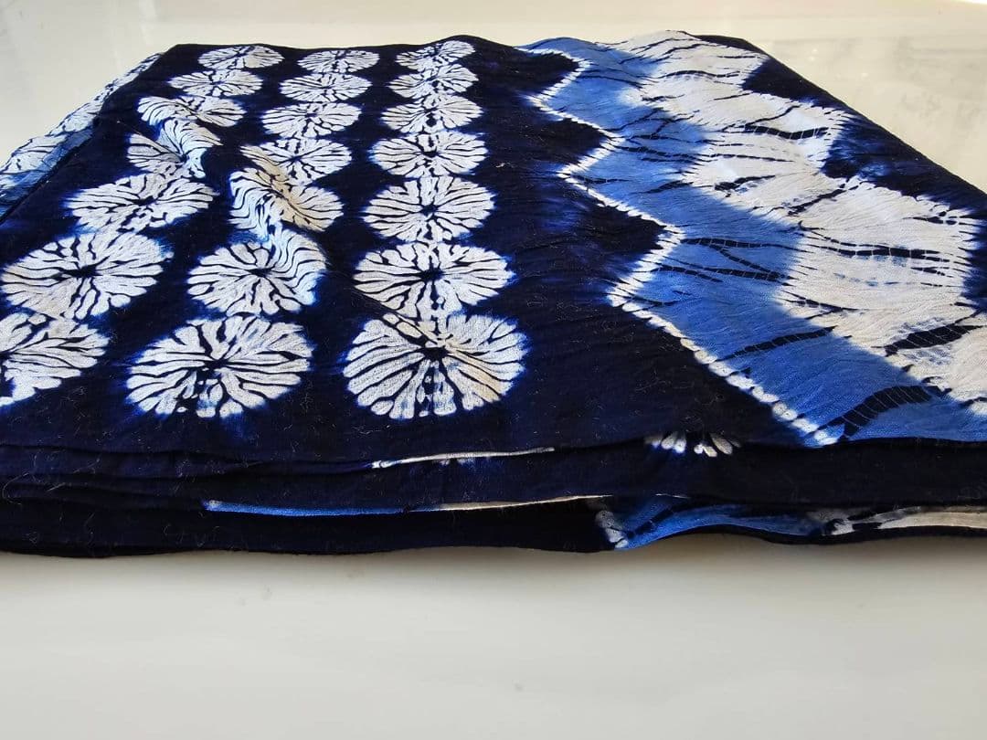 珍しい　有松鳴海絞り　縫い締め　丸紋　反物