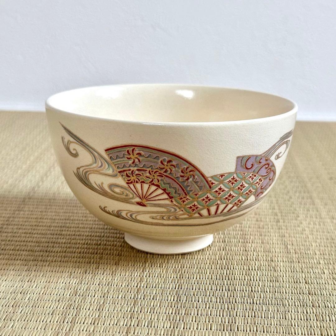 美品【黒漆爪赤 利休箱 お茶道具セット付】利休形茶箱 黒楽茶碗 紙箱 茶道具