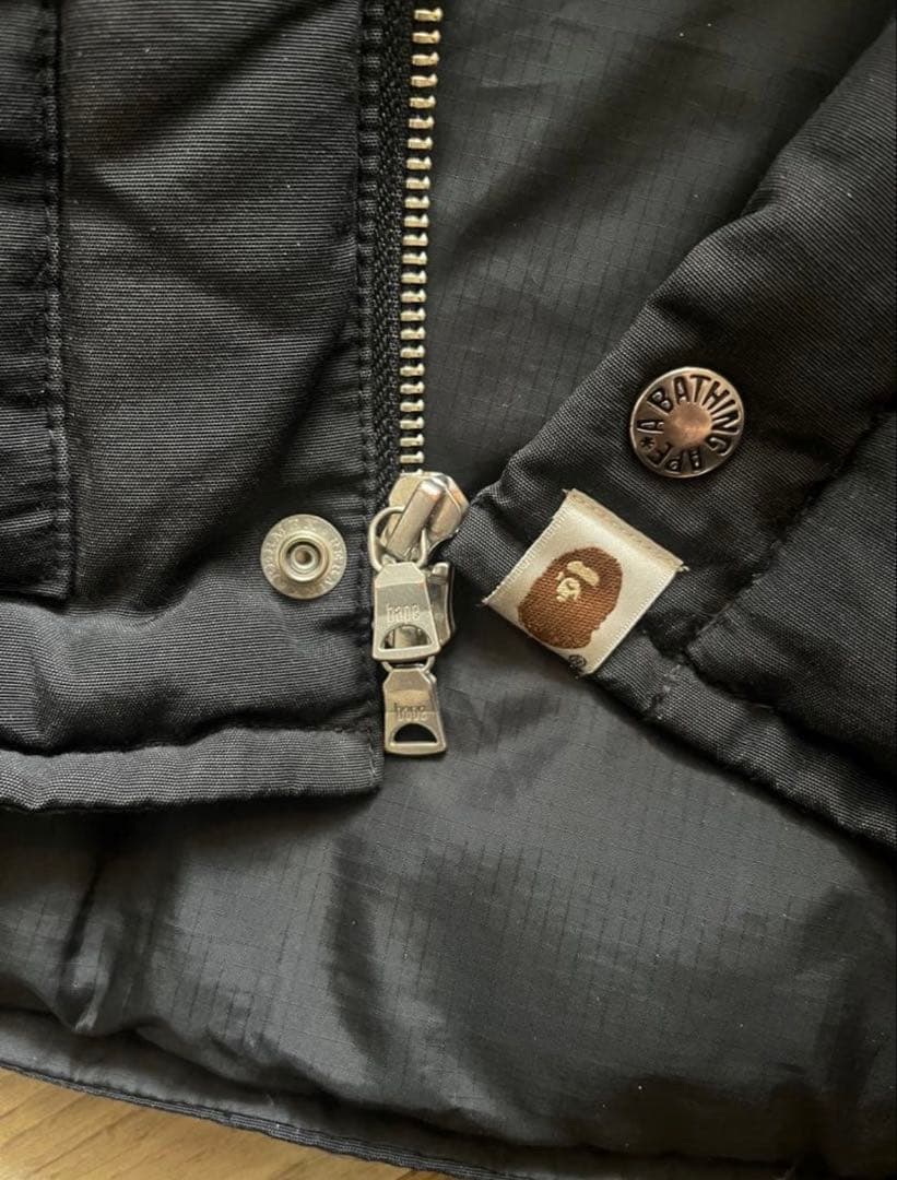m*0様 A BATHING APE ブラックダウンジャケット フード付き