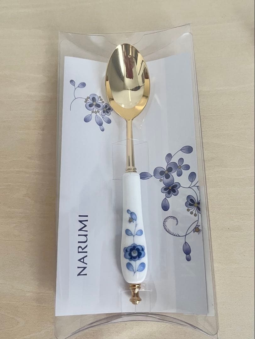 【新品】　NARUMI ミラノ ティースプーン & ケーキ フォーク セット