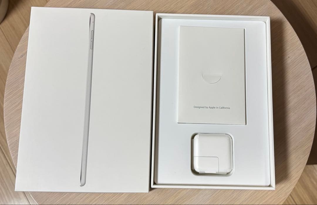 iPad mini4 wifi+cellular 128GB　シルバー