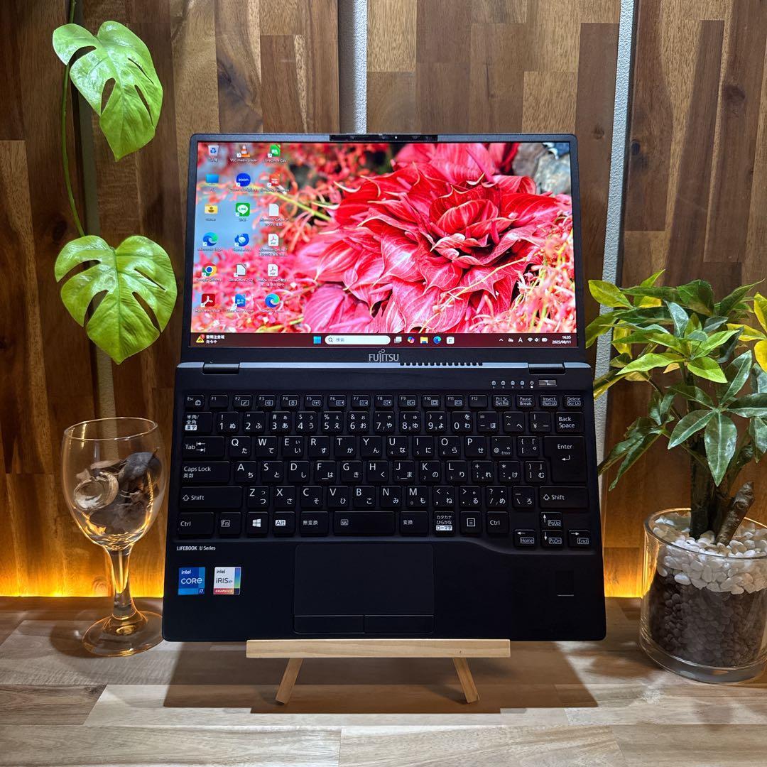 準美品‼️LIFEBOOK☘️最高峰i7☘第11世代☘️メモリ16GB☘ノートパソコン