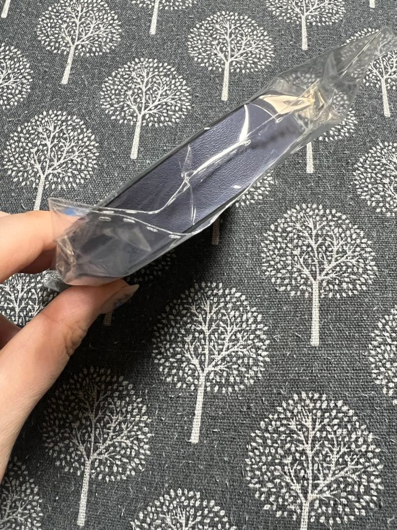 【新品】BANDOLIERブルースモーク　iPhone13proケースストラップ