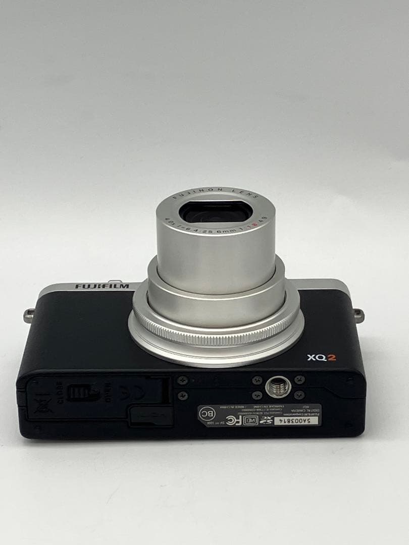 【返品保証・動作確認済】FUJIFILM XQ2
