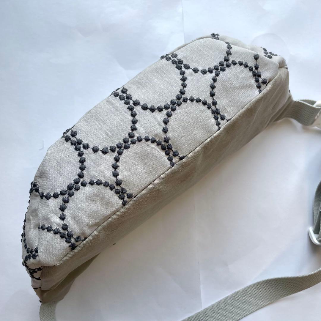 ミナペルホネン 最新タンバリンライトグレー　ハンドメイドボディバッグ