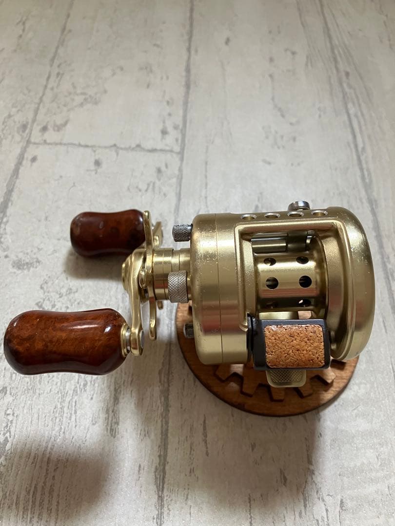 シマノ　カルカッタ51XT &05カルカッタ51 2台セット