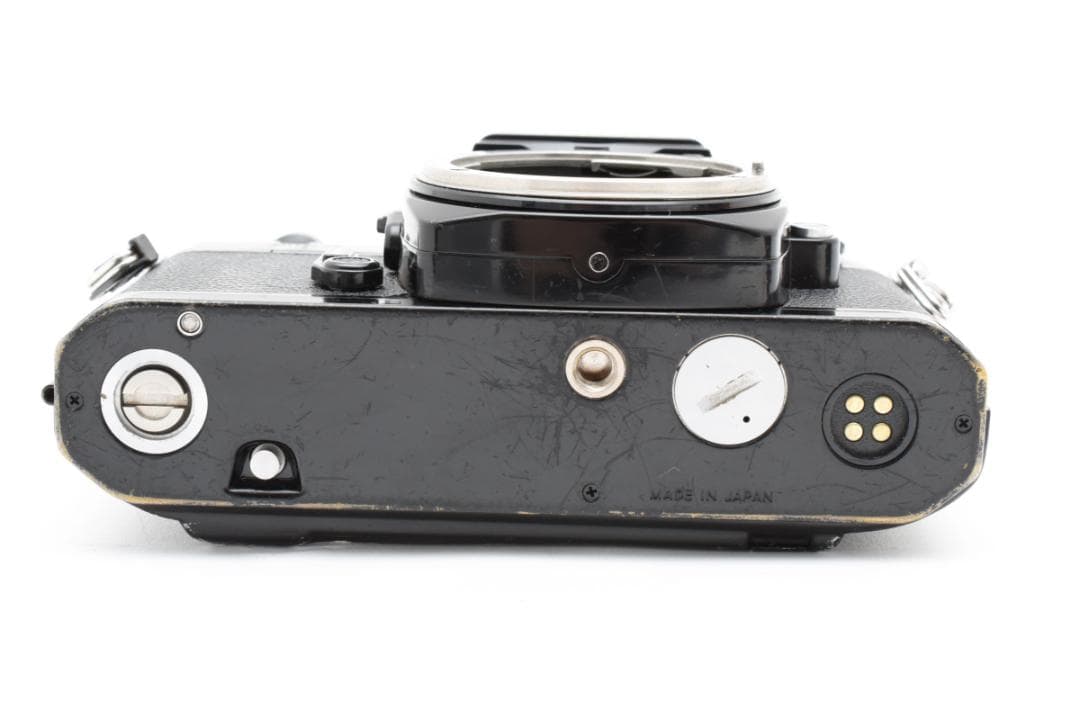 Nikon FE2 ボディ 《完動品》