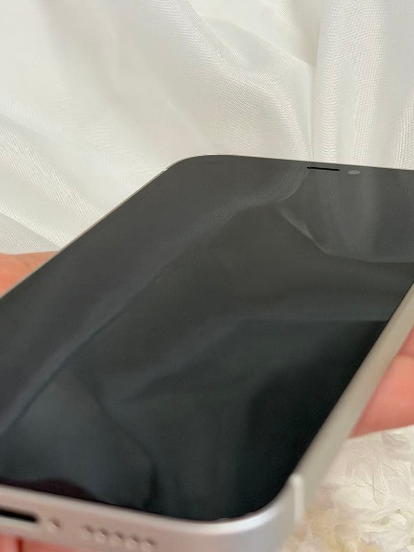 iPhone12 64GB SIMロックなし バッテリー77%