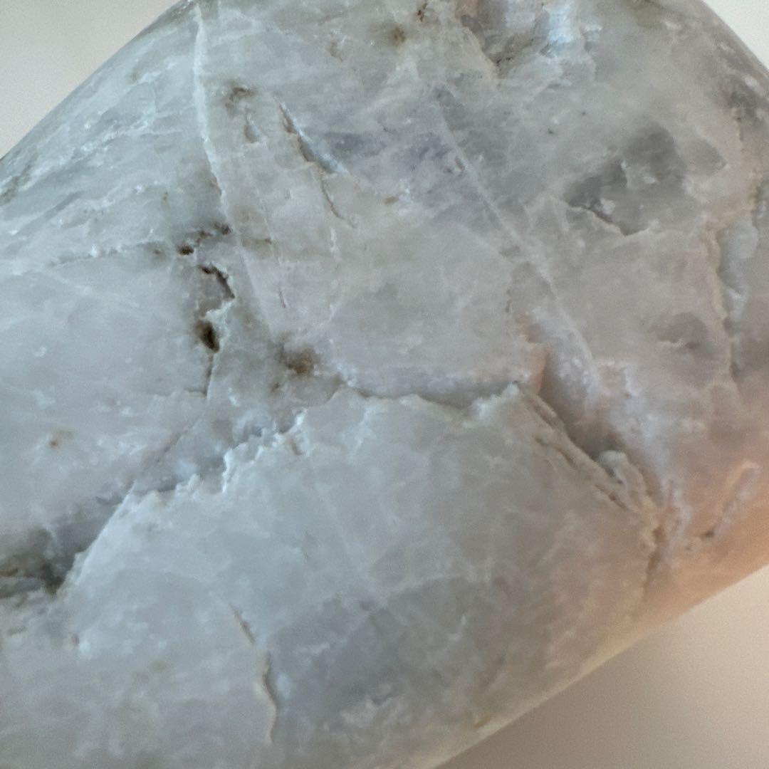 【特大】糸魚川翡翠　1508g！　うっすらラベと一部に翠　水石