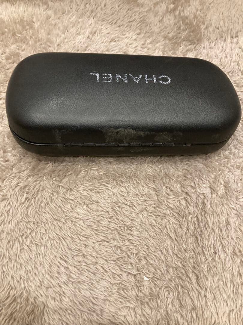 CHANEL ロゴ付きブラウンサングラス