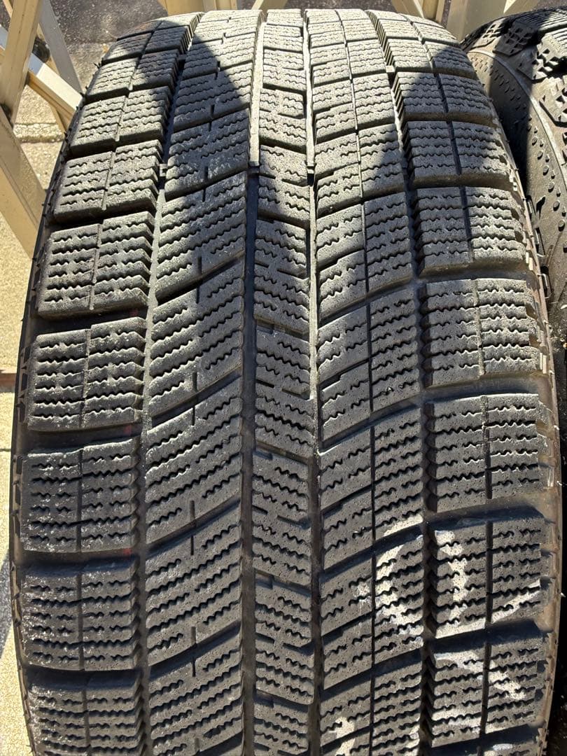 OZ Racing スーパーツーリヅモ16㌅ ナンカンスタッドレスタイヤ セット