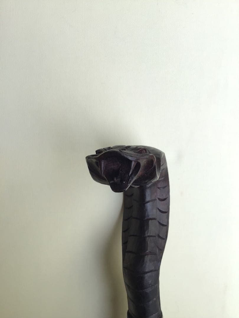 「SALE‼️」　杖 コブラ模り　木彫り [約H 98cm]
