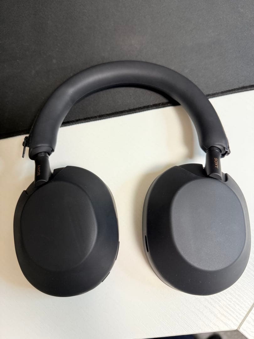 WH-1000XM5 ブラック [新品に近い状態]