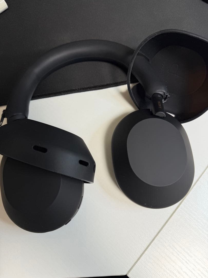 WH-1000XM5 ブラック [新品に近い状態]