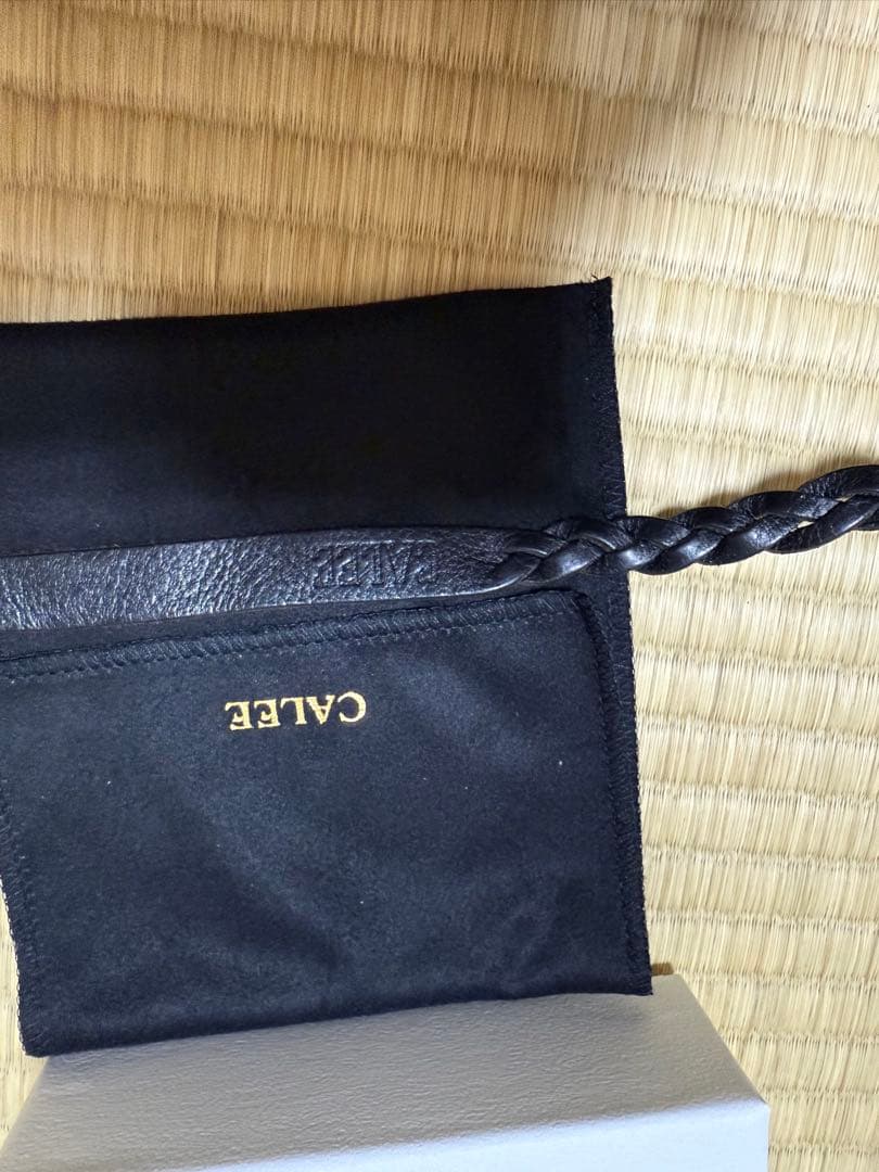 CALEE キャリー スタッズレザーキーホルダー