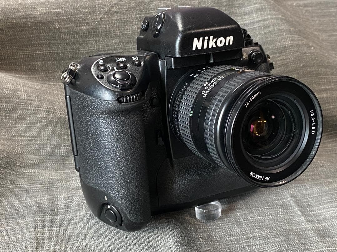 フィルムカメラ Nikon F5 &AF NIKKOR 24-50mm F3.3-4.5D