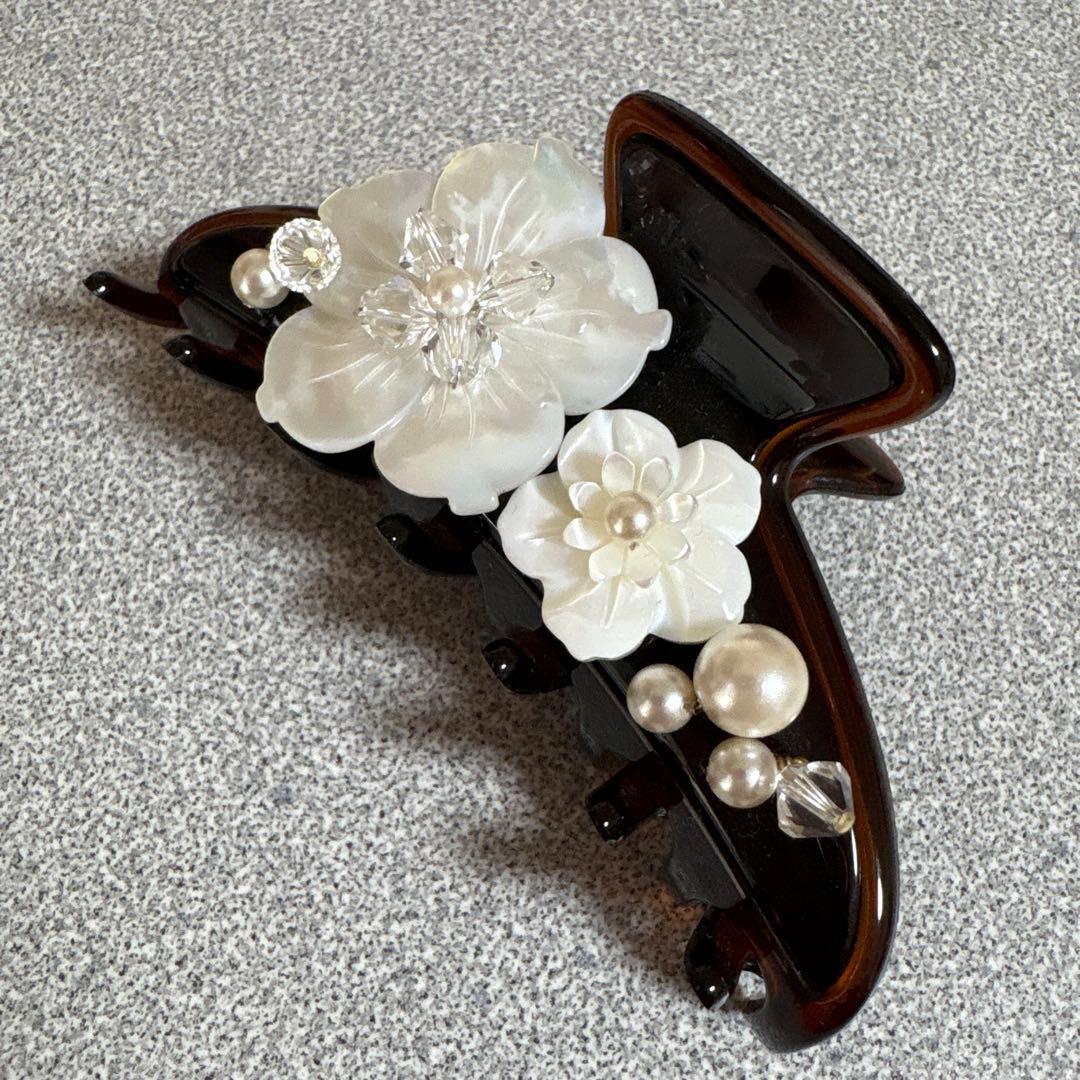 コンプレックスビズ　シェル　フラワークリップ