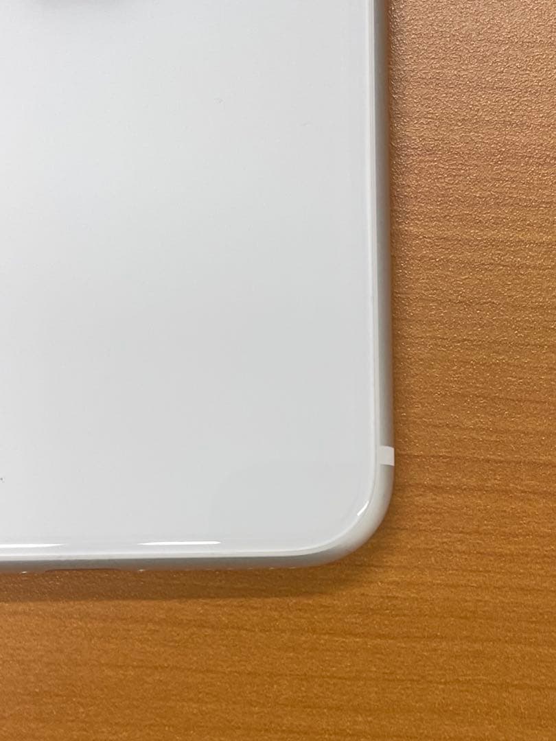 動作確認済み iPhone SE 第2世代 64GB ID R5079