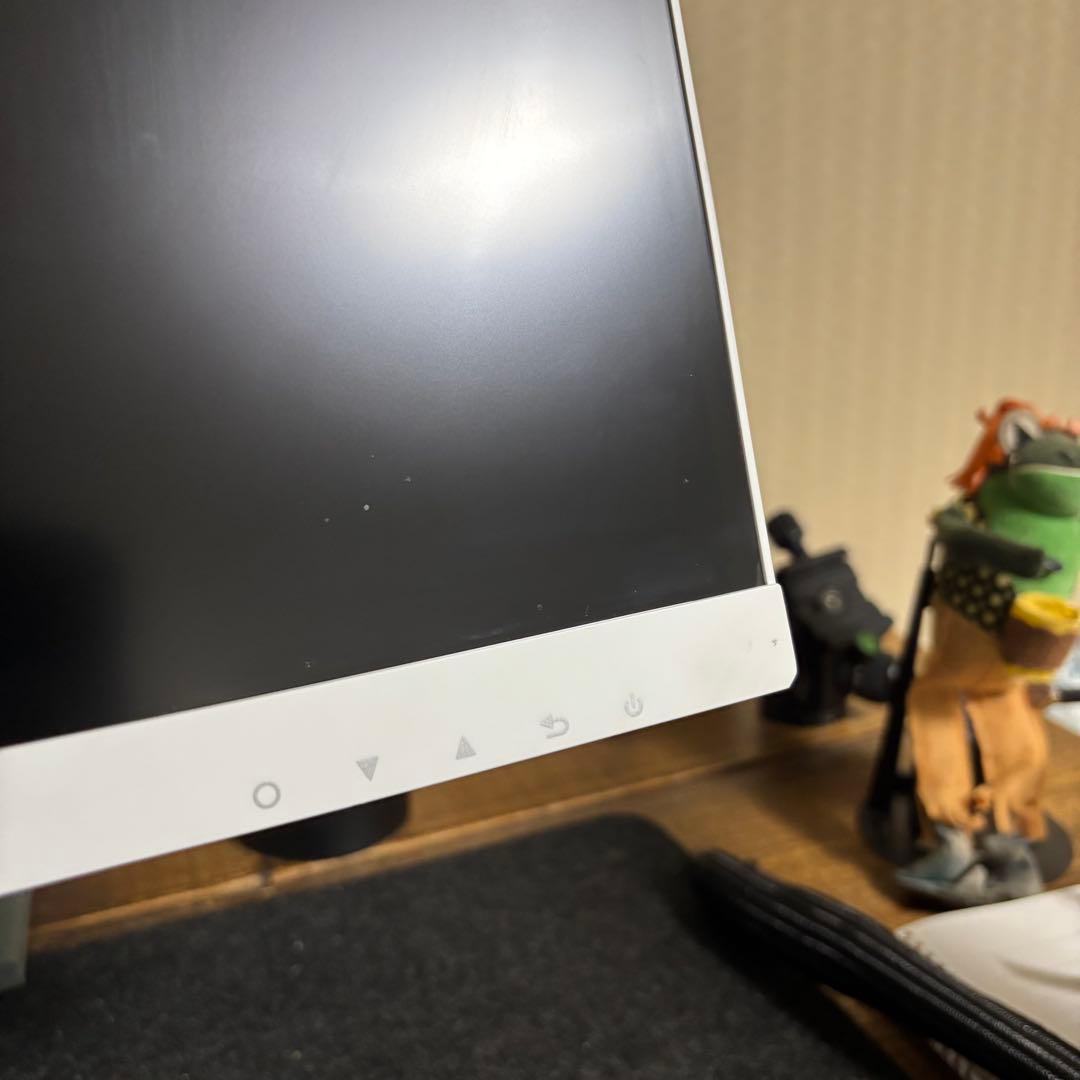 INNOCN 27M2V lite モニター　27インチ　4K UHD