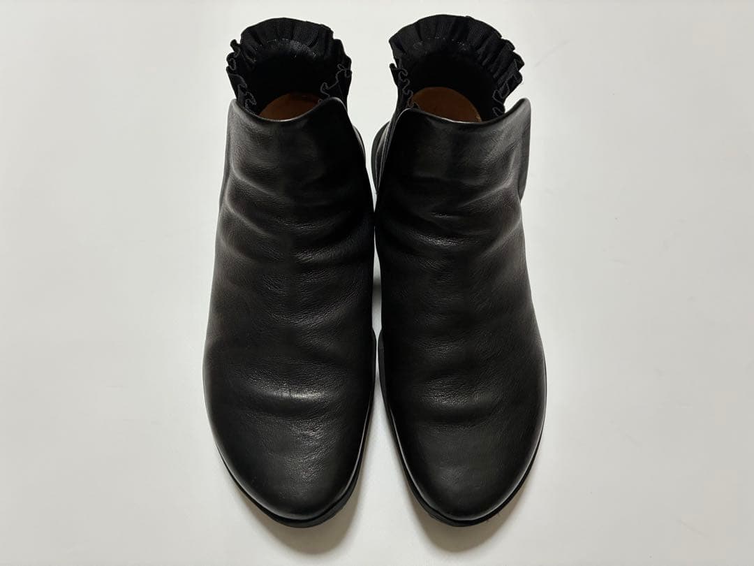trippen ブラックレザーショートブーツ