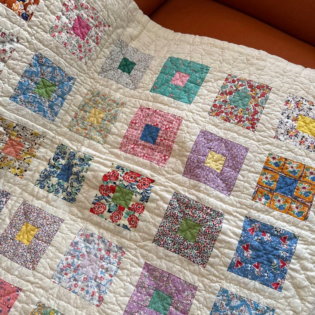 アンティークキルト パステルフラワーが可愛いナインパッチ クリブキルト