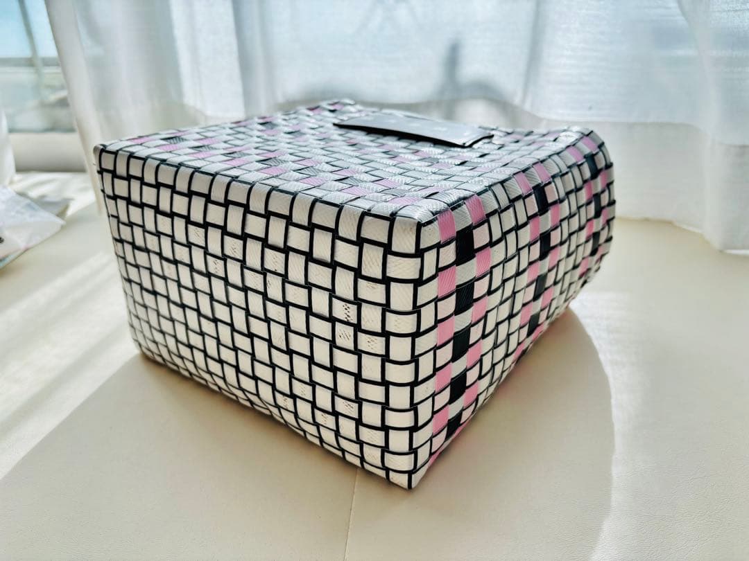 ★MARNI★ マルニ フラワーカフェ ピクニック カゴバッグ リリーホワイト