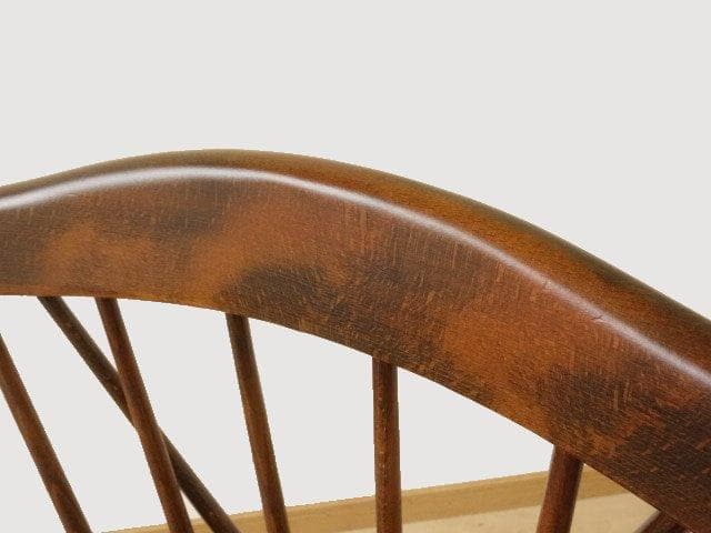 飛騨産業　キツツキ　スピンドルチェアーC　イス　椅子　 木製　再塗装済ＵＳＥＤ