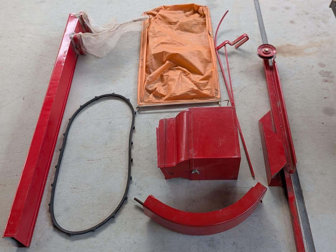 【静岡】　脱穀機　自走式　カンリウハイスレッシャー　中古　【引き取り限定】