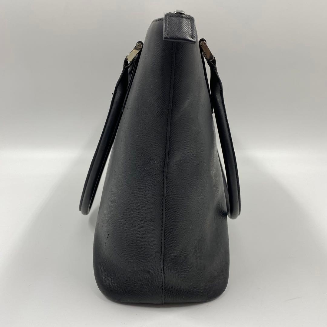 バーバリー　ビジネスバッグ　ブリーフケース　黒　サフィアーノレザー　ロゴプレート