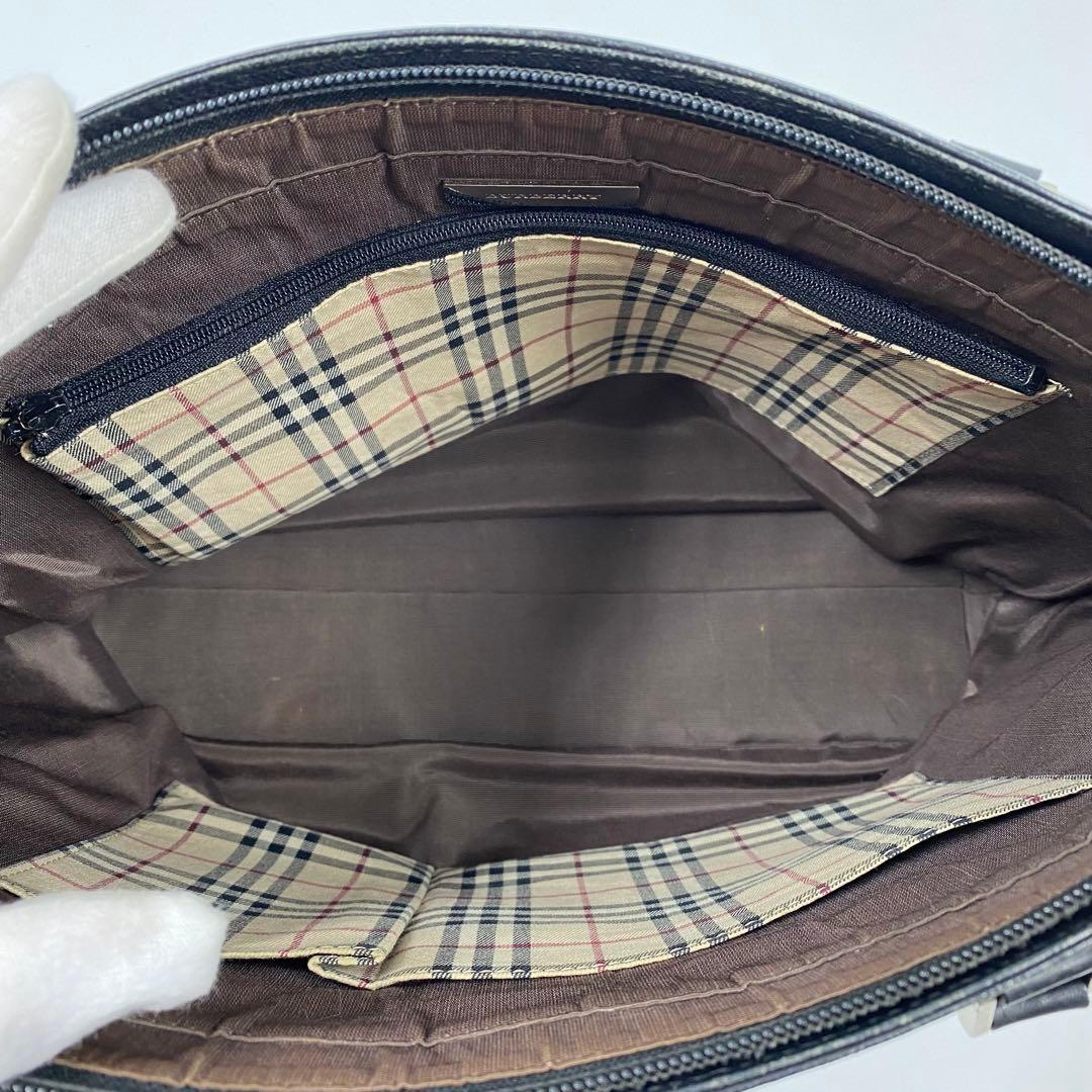 バーバリー　ビジネスバッグ　ブリーフケース　黒　サフィアーノレザー　ロゴプレート