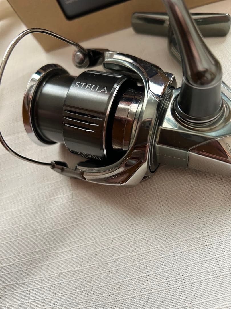 22ステラ C3000MHG スピニングリール おまけ付き