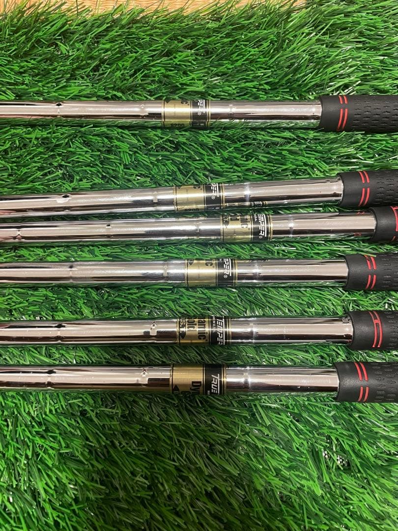 【名器】スリクソン z525 ダイナミックGOLD S200アイアンセット5〜P