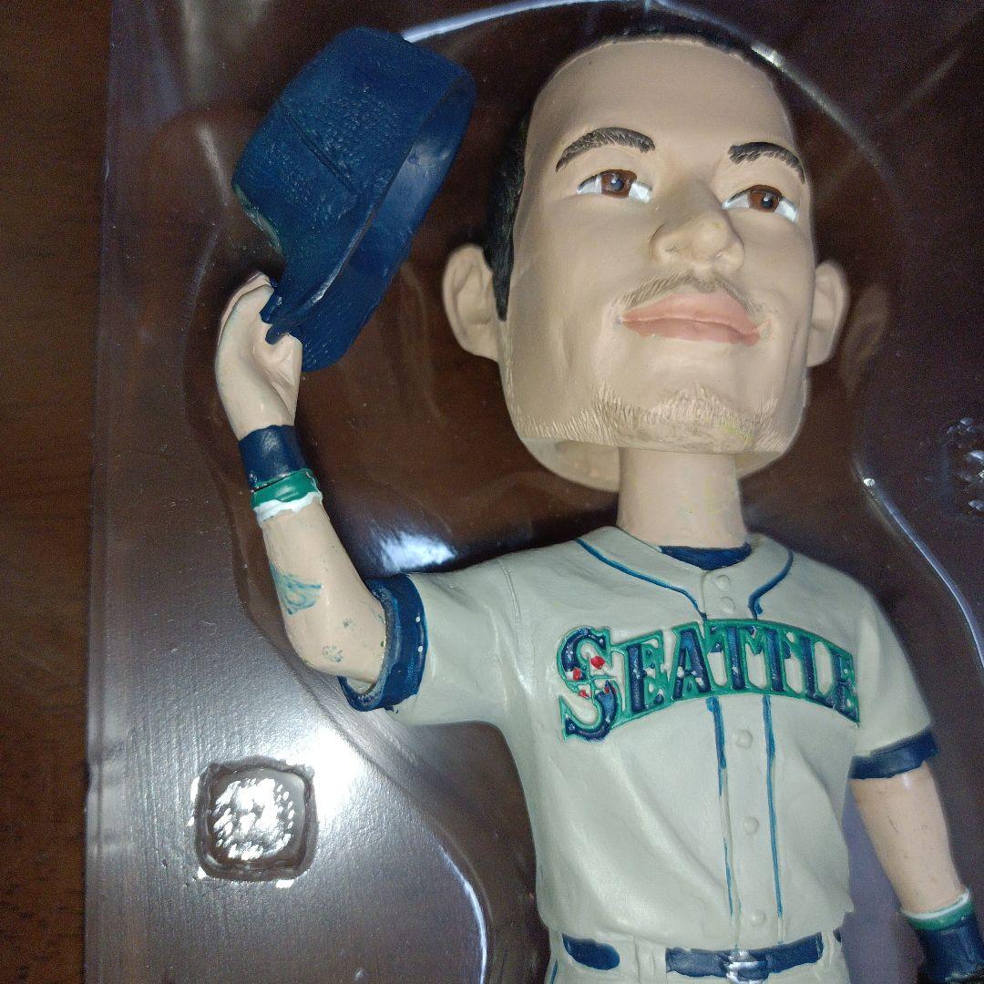 イチローさん、最後のボブルヘッド人形!大谷翔平選手とのトレーディングカード付!