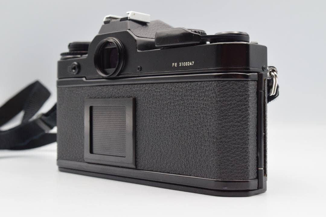 Nikon ニコン FE フィルム一眼レフカメラ ＃25098